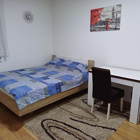 Stan Na Dan Loznica Exterior foto